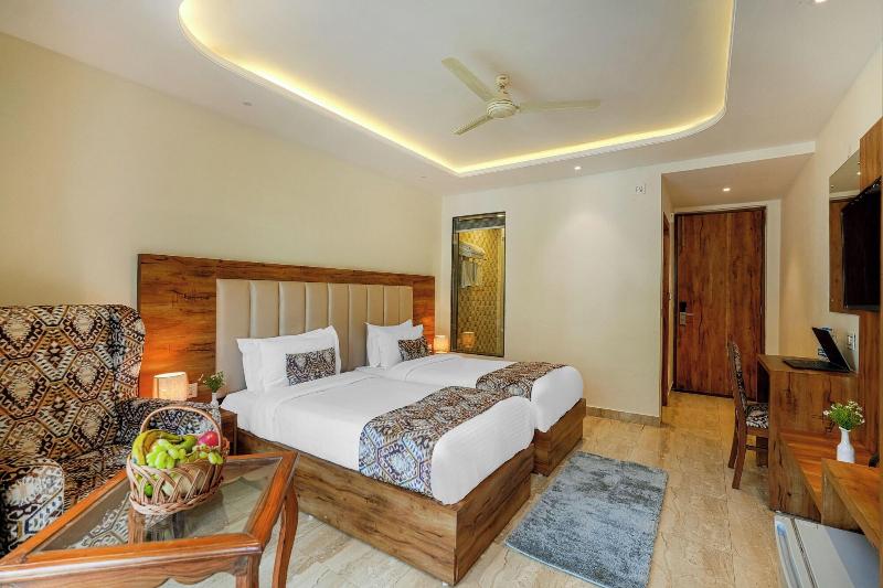 Hotel Classic Hills image