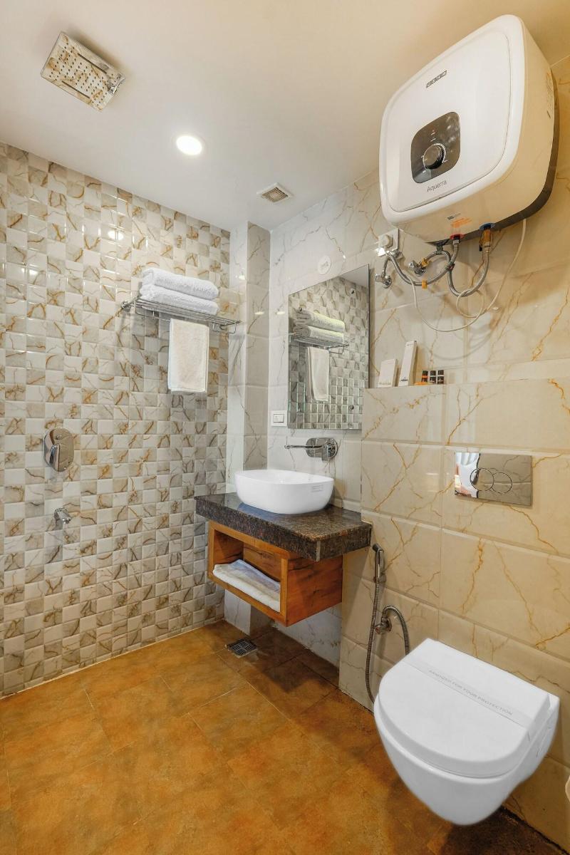 Hotel Classic Hills image