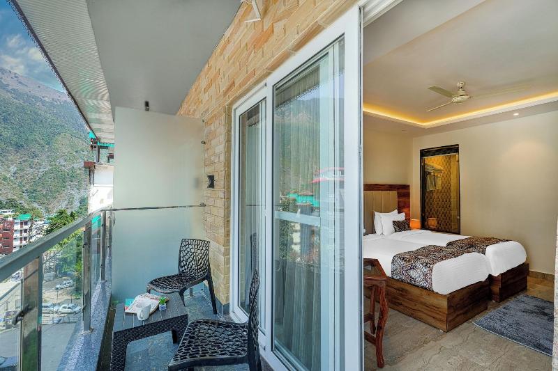 Hotel Classic Hills image