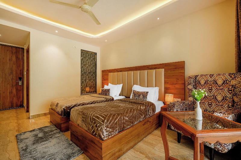 Hotel Classic Hills image