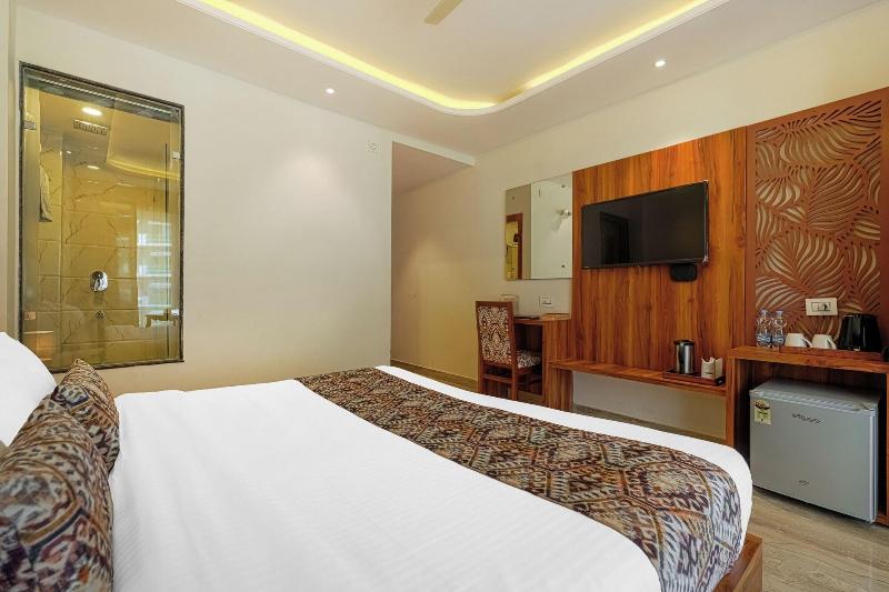 Hotel Classic Hills image