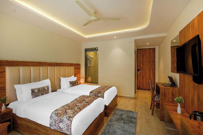 Hotel Classic Hills image