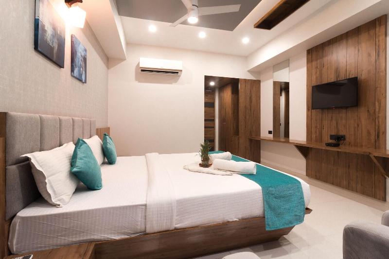 Hotel Green City image