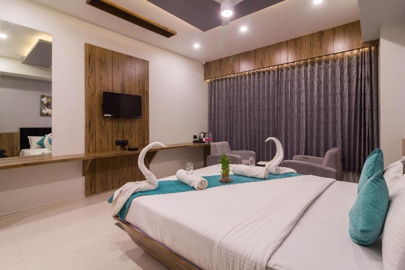 Hotel Green City image