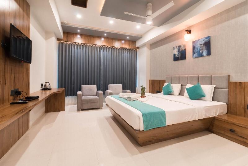 Hotel Green City image