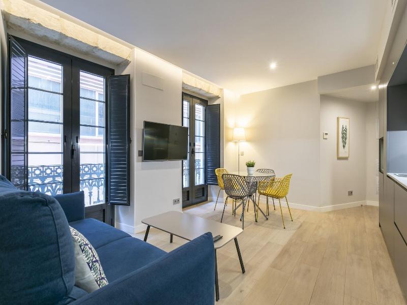 Arenal Suites Alicante image