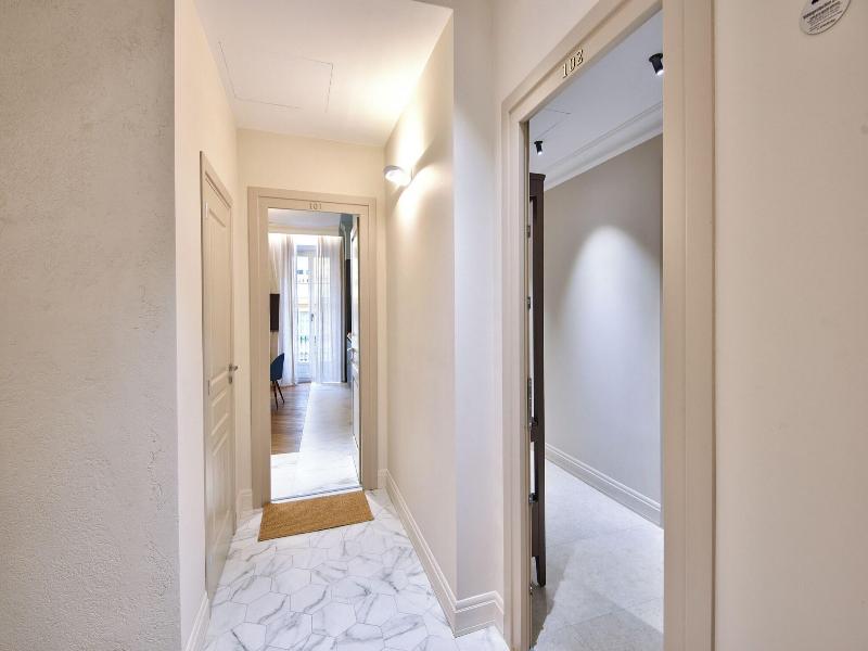 Aparthotel 9 Alberti Nice Centre image