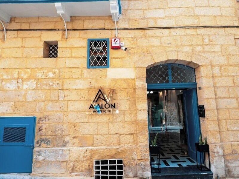 Avalon Boutique image