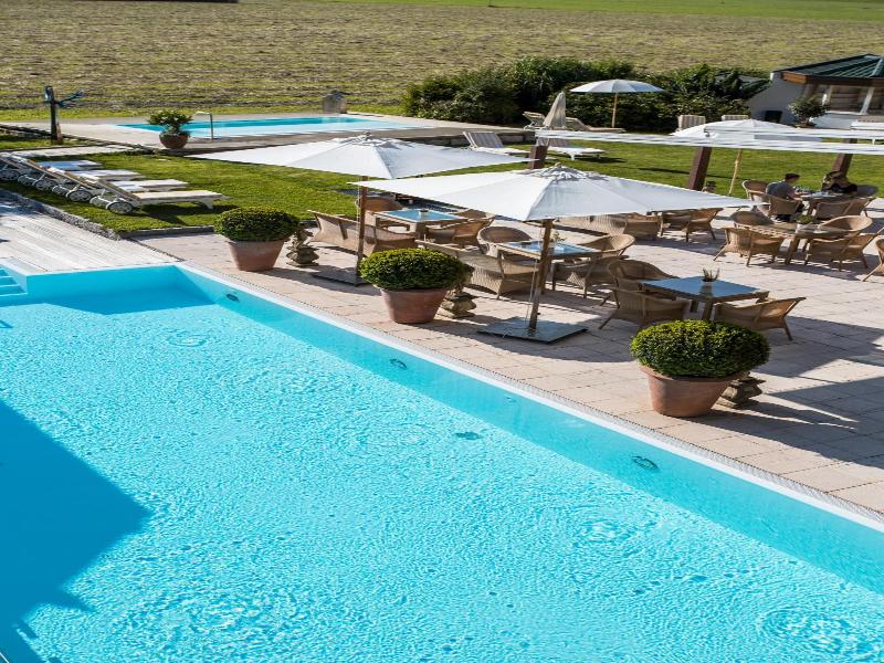 Theresa Wellness Genievuer Hotel image