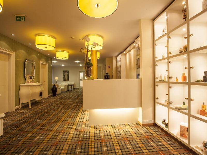 Theresa Wellness Genievuer Hotel image