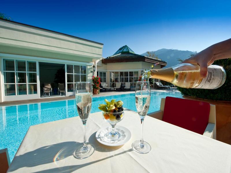 Theresa Wellness Genievuer Hotel image