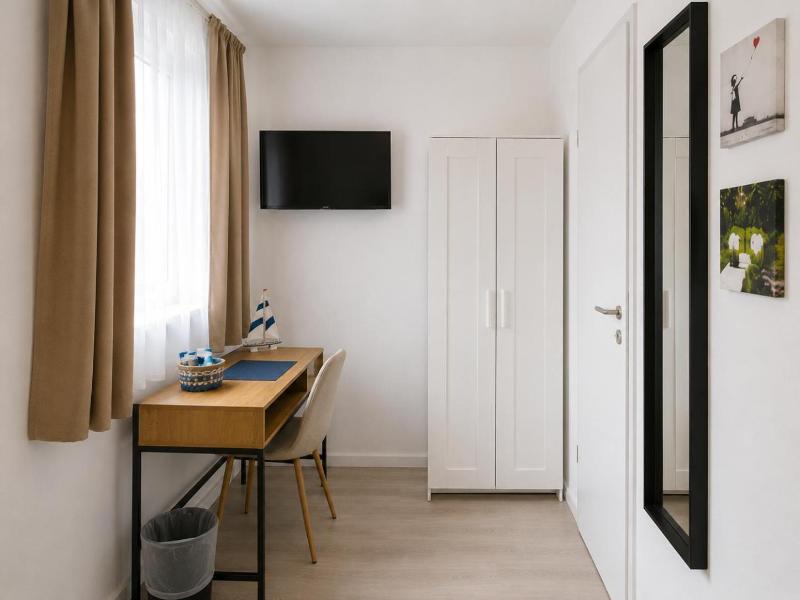 Seehafen Hostel image