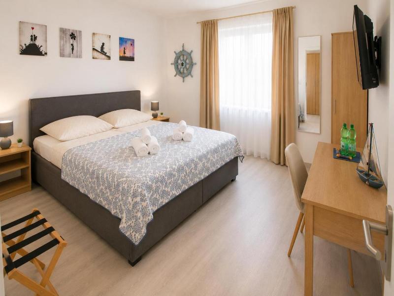 Seehafen Hostel image