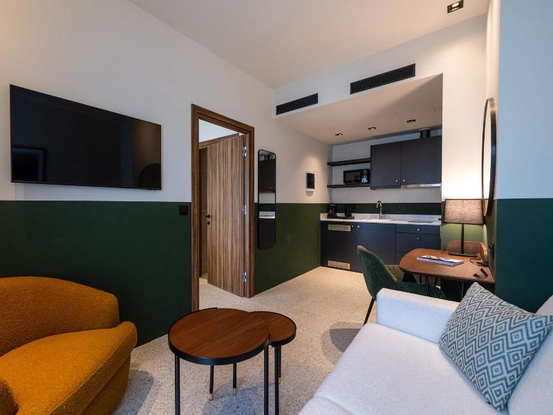 Evripidou 7 Kalamata Mediterranean Suites image