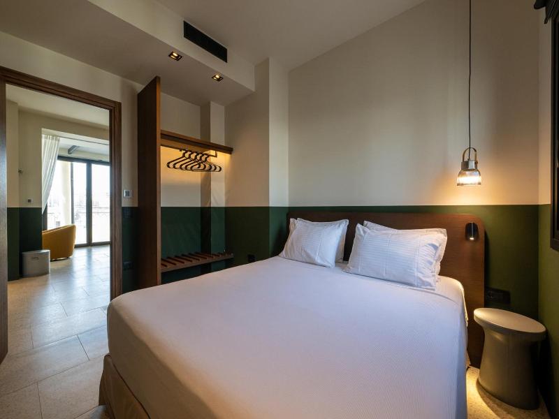 Evripidou 7 Kalamata Mediterranean Suites image
