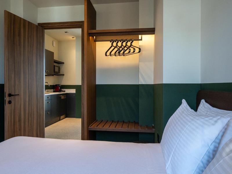 Evripidou 7 Kalamata Mediterranean Suites image