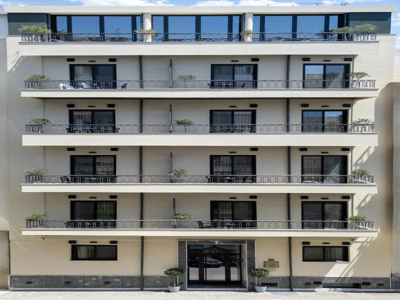 Evripidou 7 Kalamata Mediterranean Suites image