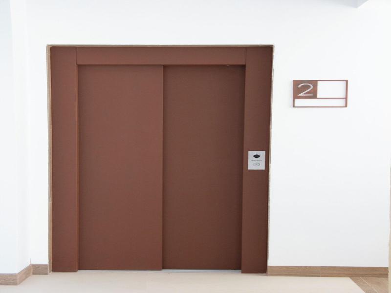 Puerta De La Ribera Suites image