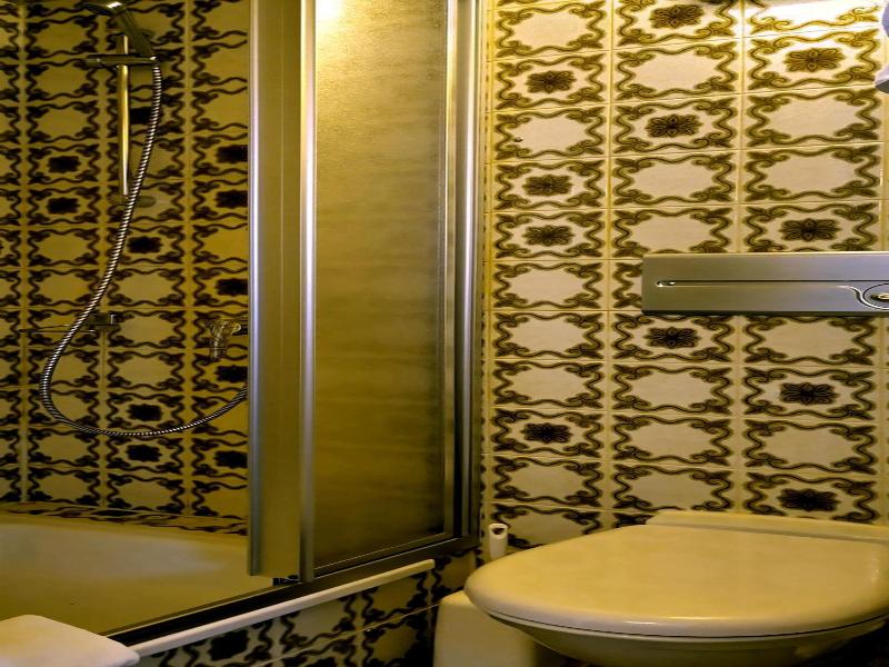 Hotel Restaurant Bellevue image