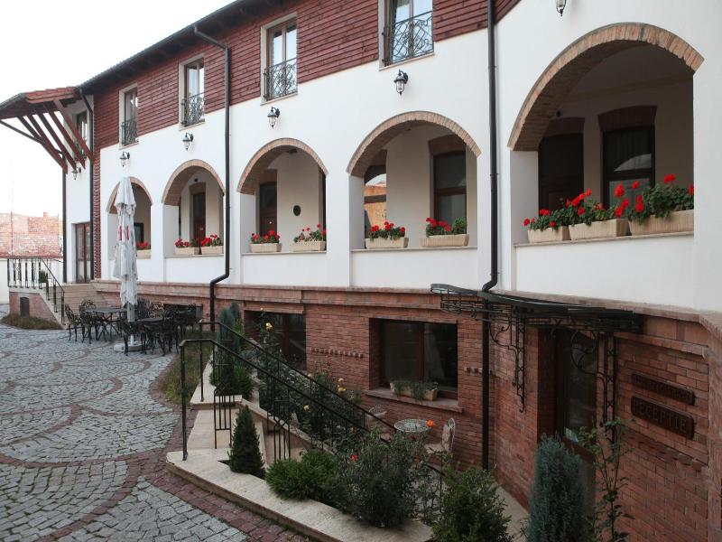 La Maison De Caroline image