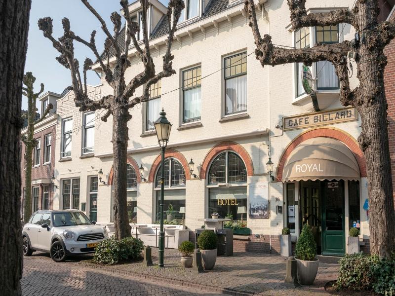 Hotel Royal image