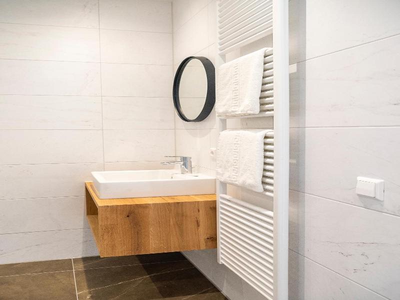 Hotel Royal image