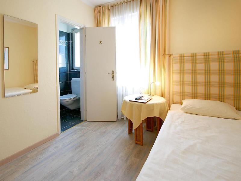 Hotel Garni Golf image