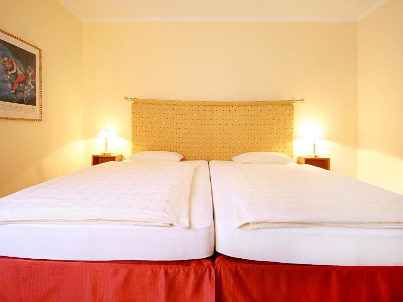 Hotel Garni Golf image