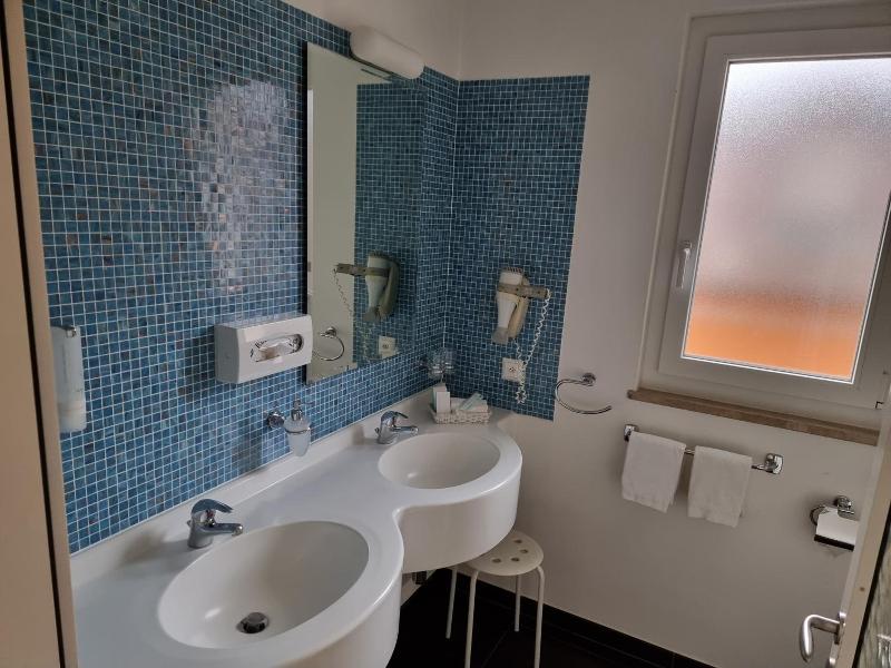 Hotel Garni Golf image