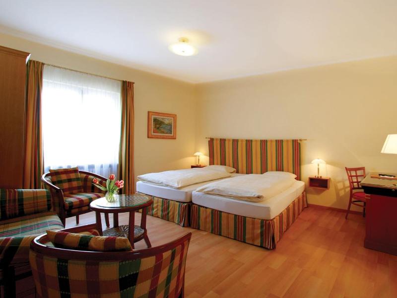 Hotel Garni Golf image