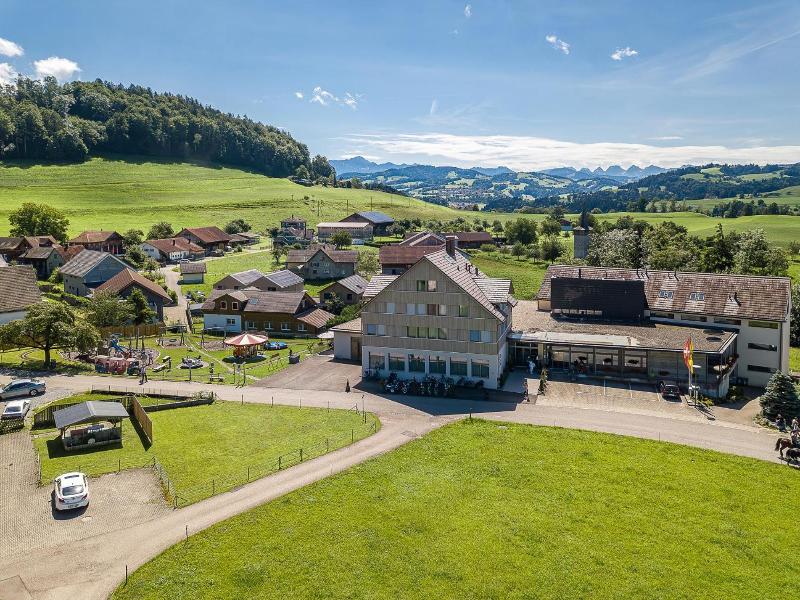 Hotel Rv Ssli Tufertschwil image