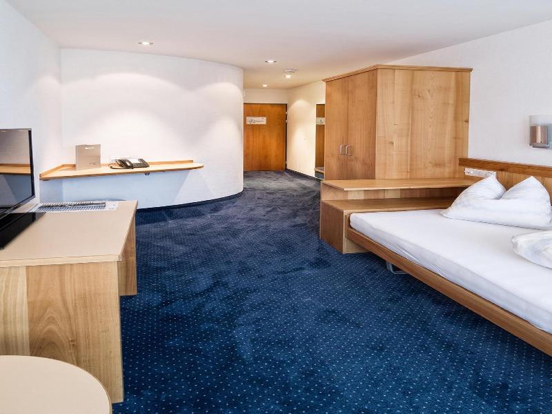 Hotel Rv Ssli Tufertschwil image