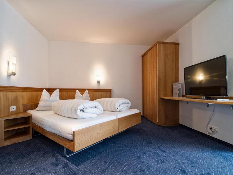 Hotel Rv Ssli Tufertschwil image