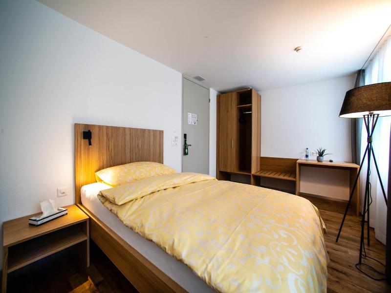 Hotel Rv Ssli Tufertschwil image