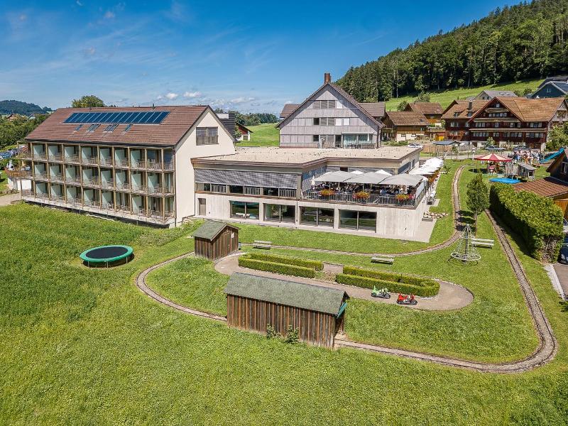 Hotel Rv Ssli Tufertschwil image