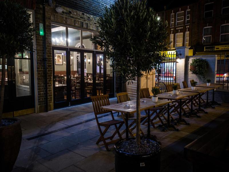 Tulse Hill Hotel image