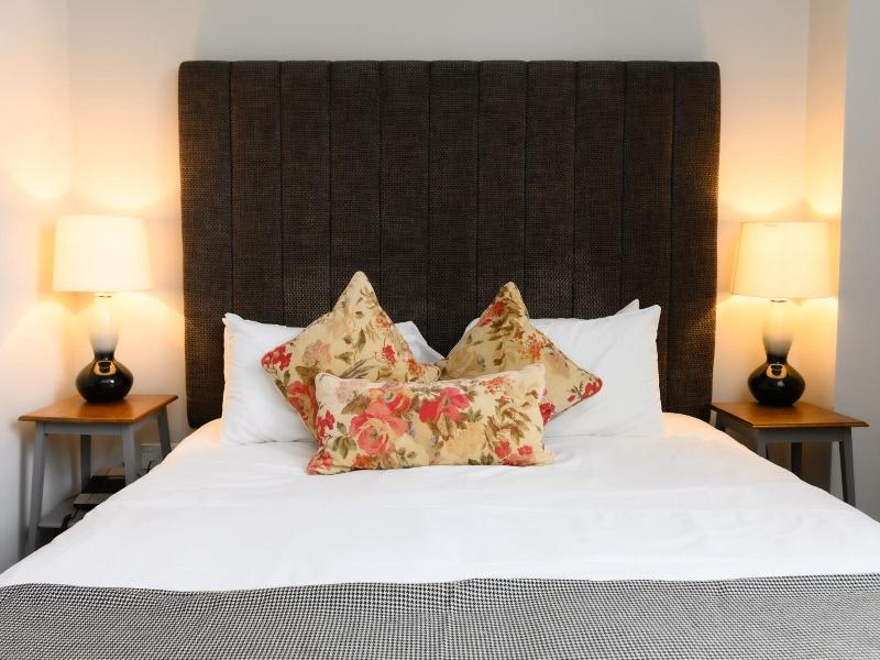 Tulse Hill Hotel image