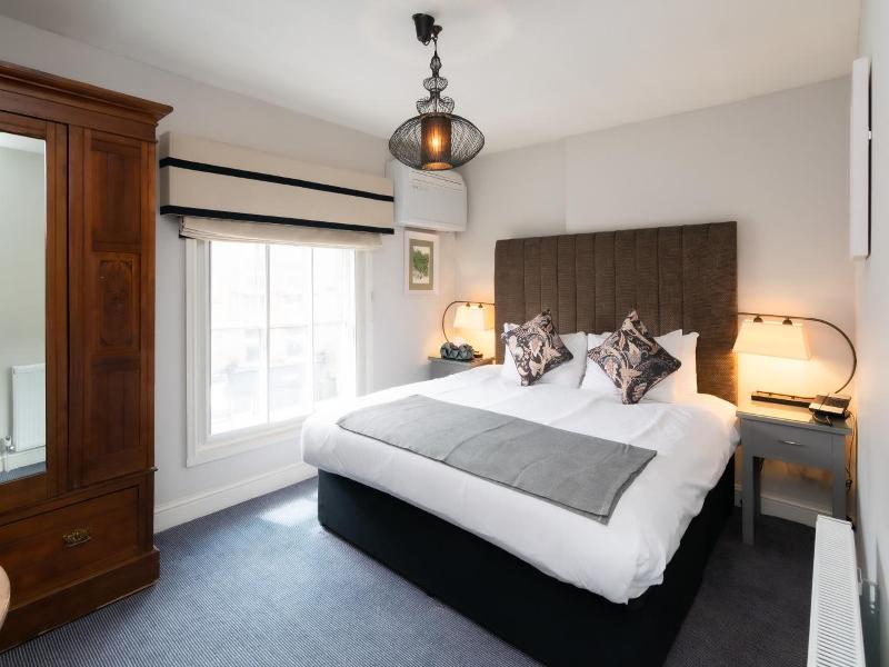 Tulse Hill Hotel image