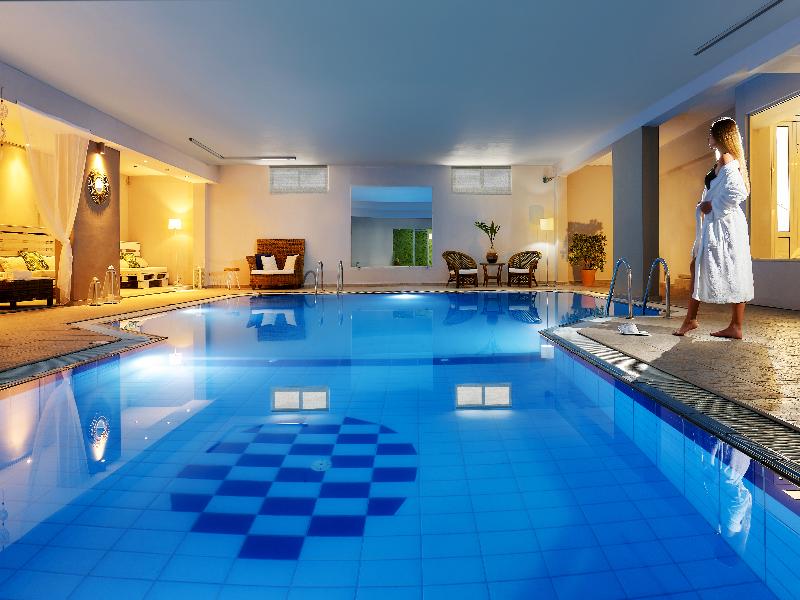 St Constantin Hotel image