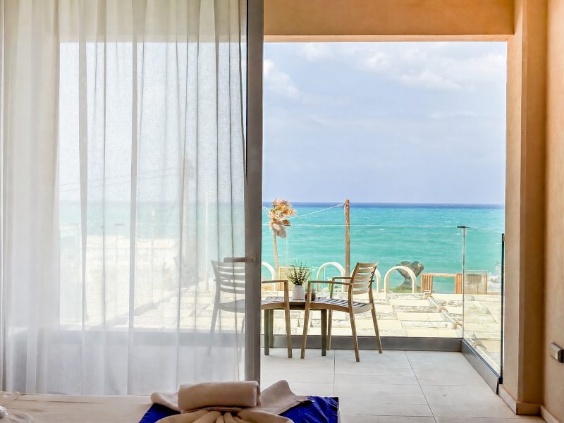 St Constantin Hotel image