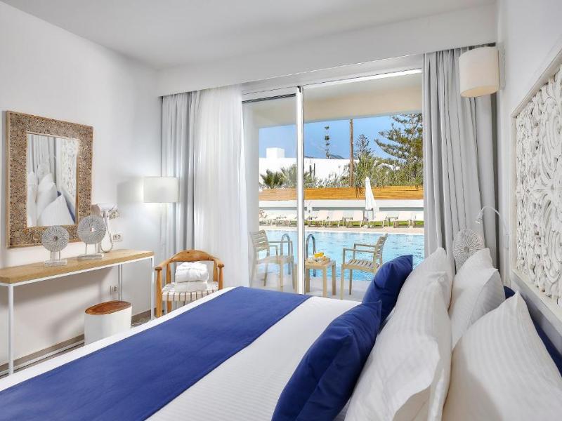 St Constantin Hotel image