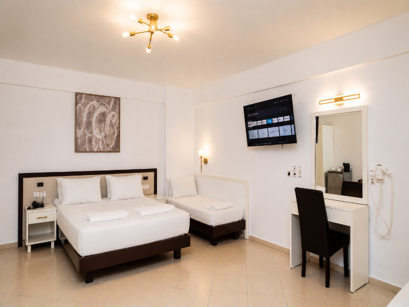 St Constantin Hotel image