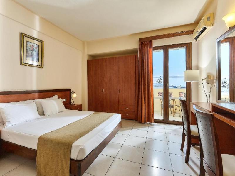 St Constantin Hotel image