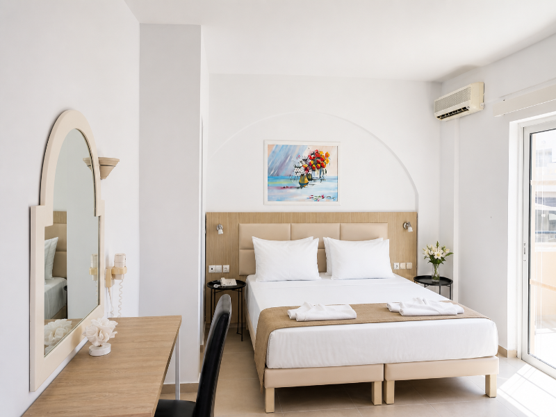 St Constantin Hotel image