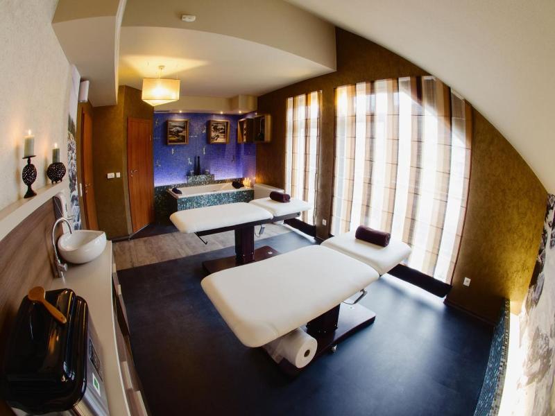 Hotel Olivia Medical Spa image
