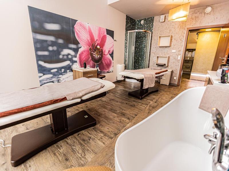 Hotel Olivia Medical Spa image