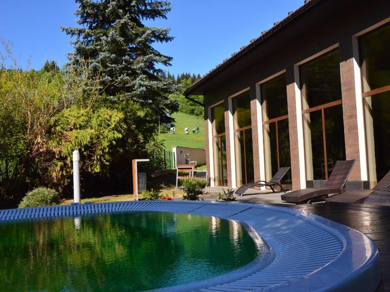 Hotel Olivia Medical Spa image