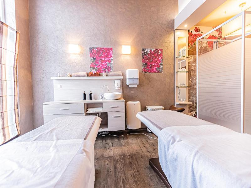 Hotel Olivia Medical Spa image