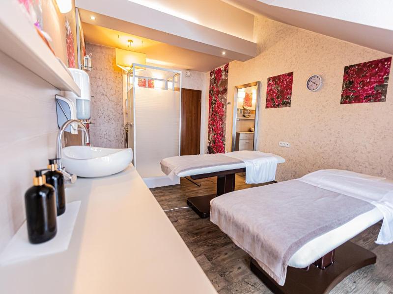Hotel Olivia Medical Spa image