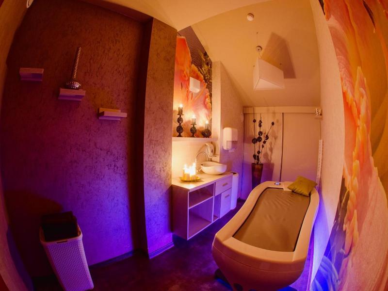 Hotel Olivia Medical Spa image